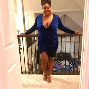 ASOS CURVE Size 18 Velvet Ruched Dress - Worn 1 time.